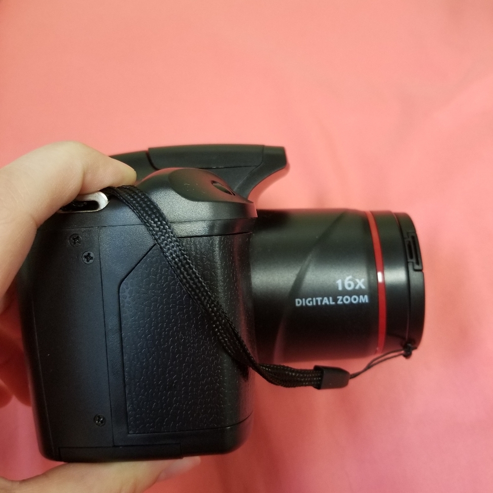 SLR Camera - Picture 6 of 10